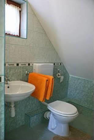 Apartment Villa Attila Heviz Bagian luar foto