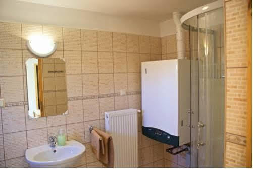 Apartment Villa Attila Heviz Bagian luar foto