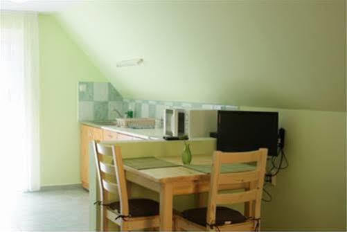 Apartment Villa Attila Heviz Bagian luar foto