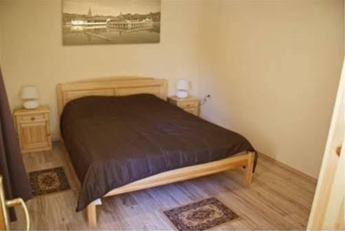 Apartment Villa Attila Heviz Bagian luar foto